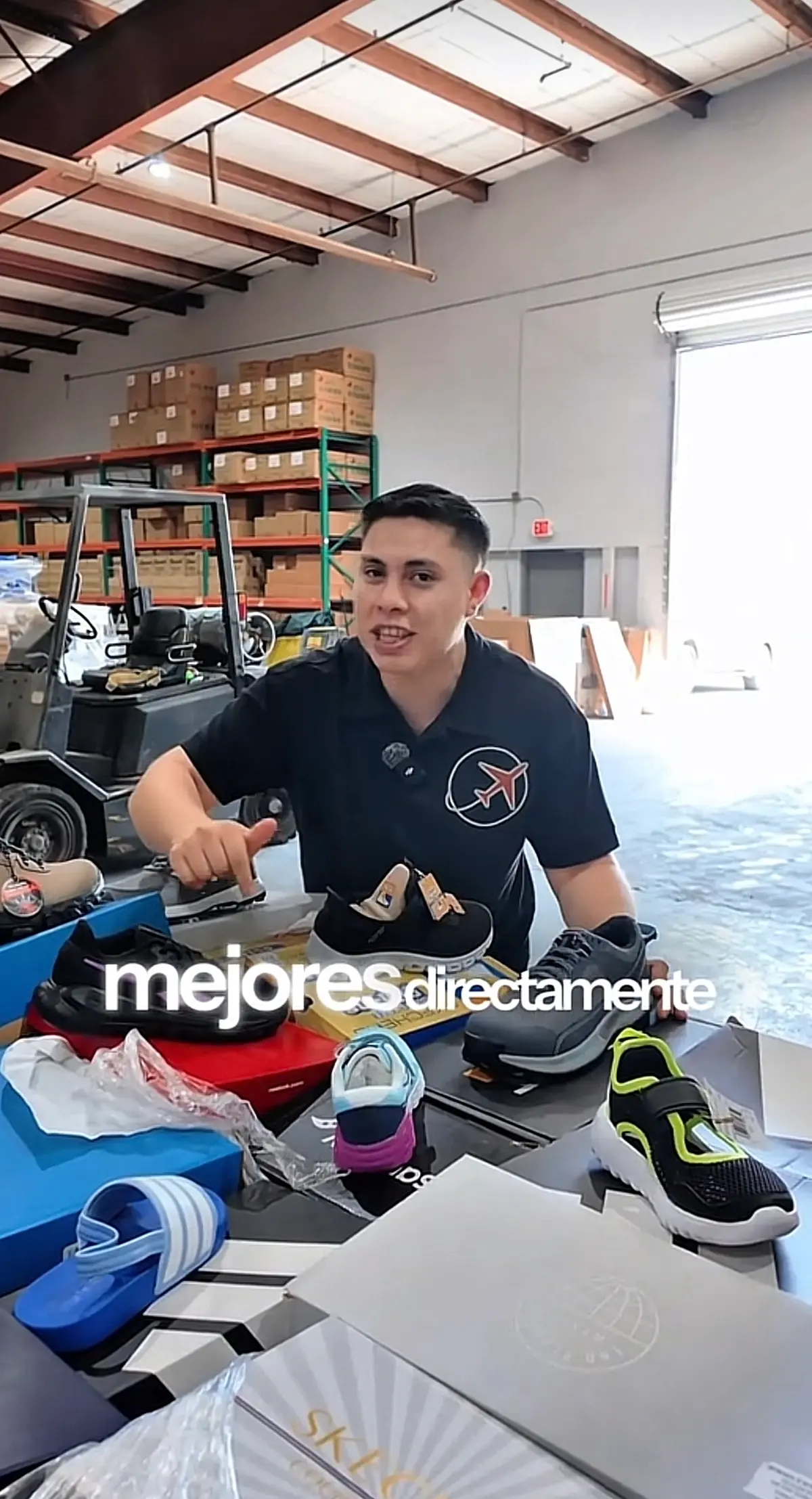 Lote de liquidación: PALLET ZAPATILLAS MIX MARCAS (Columbia, Nike, Adidas, Reebok, Puma, DKNY) - 150 Pares — imagen 1 de 2